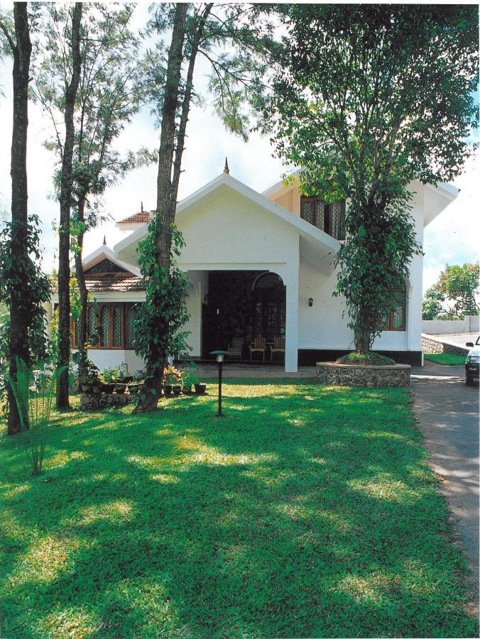 Hotel Treetop Thekkady Esterno foto